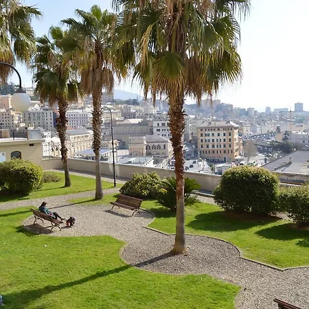 Au Petit Bonheur Genoa