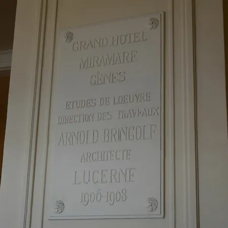 Au Petit Bonheur * Genoa